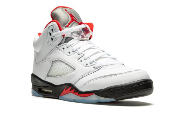 Jordan 5 Retro Feuerrot Silberne Zunge