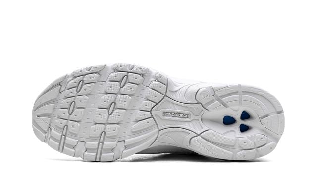 New Balance 530 Triple White