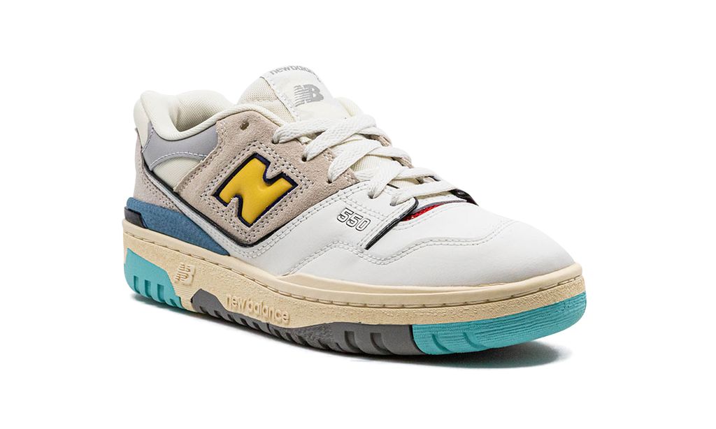 New Balance 550 Meersalzgelb