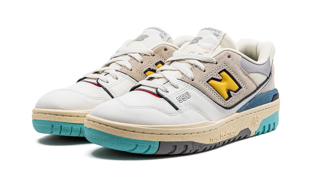 New Balance 550 Meersalzgelb