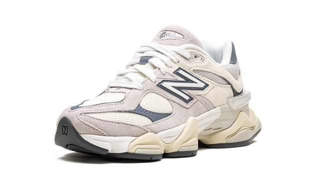 New Balance 9060 Moonrock Leinen