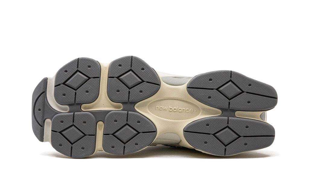 New Balance 9060 Suede Pack - Meersalz