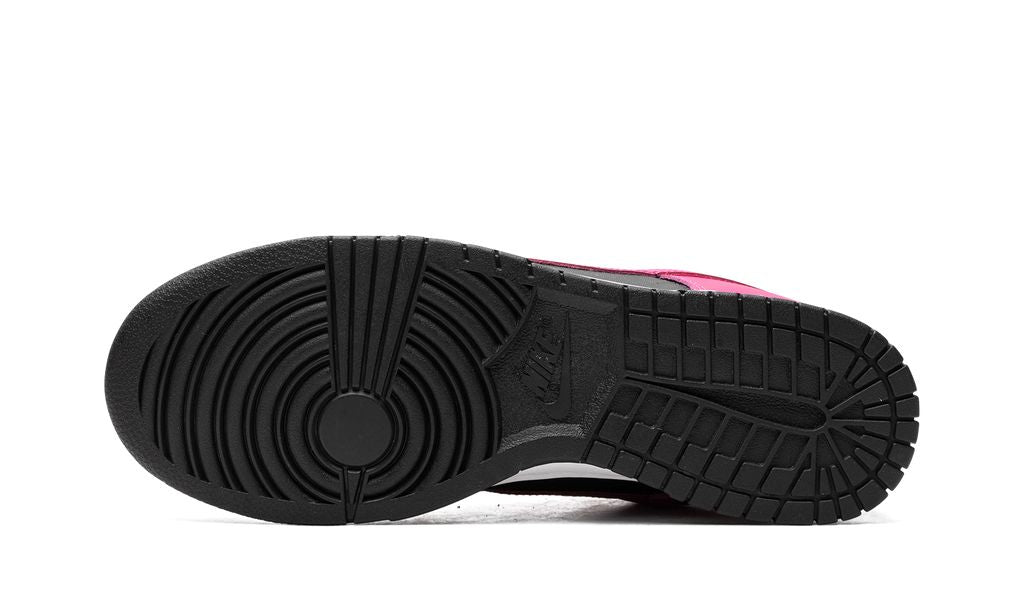 Nike Dunk Low "Fierce Pink/Black"