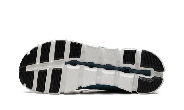 On Running Cloud 5 Niagara Blau Schwarz