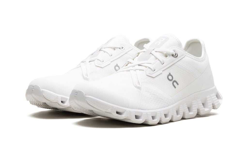 On Running Cloud X 3AD Ongeverfd Wit
