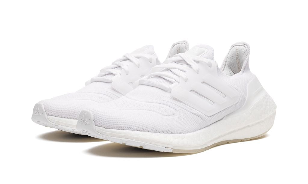 Adidas UltraBoost 22 Triple White