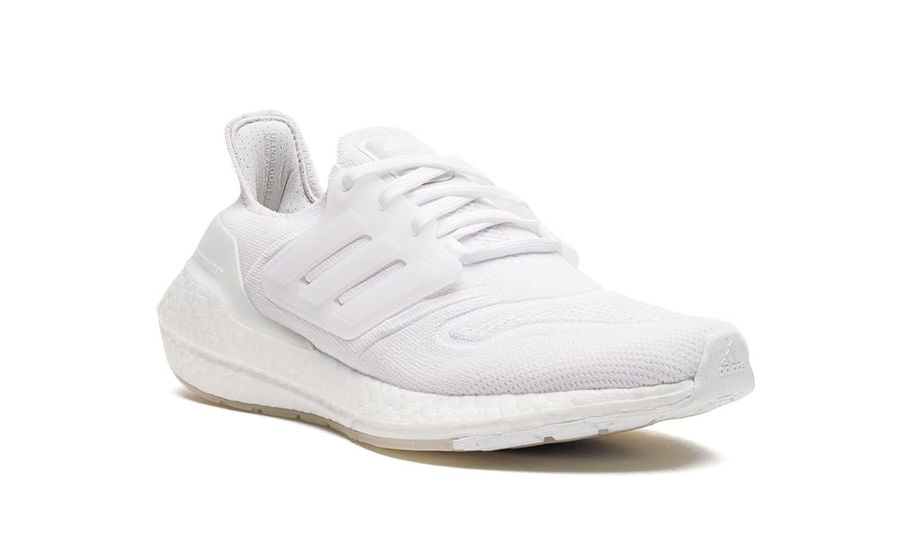 Adidas UltraBoost 22 Triple White