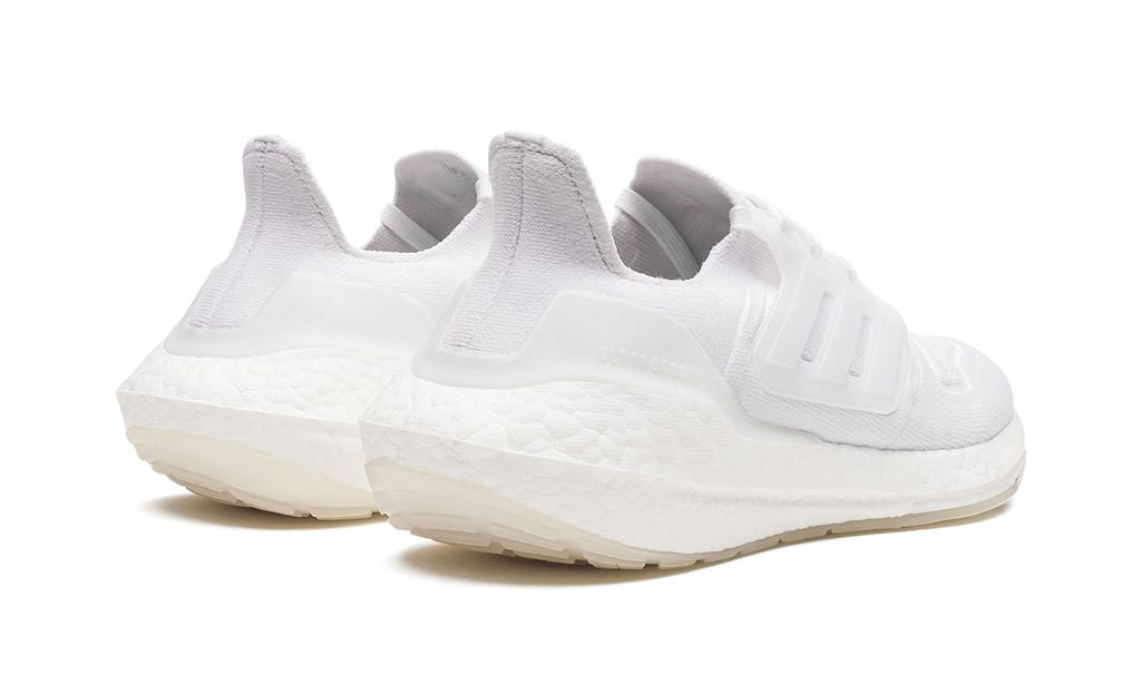 Adidas UltraBoost 22 Triple White