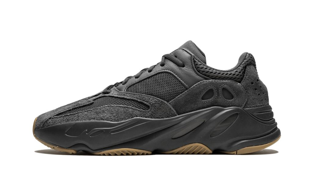 Adidas Yeezy Boost 700 Utility black