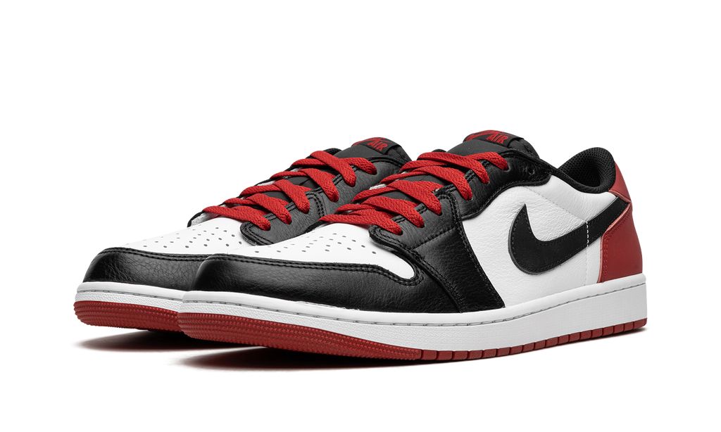 Jordan 1 Retro Low Black Toe