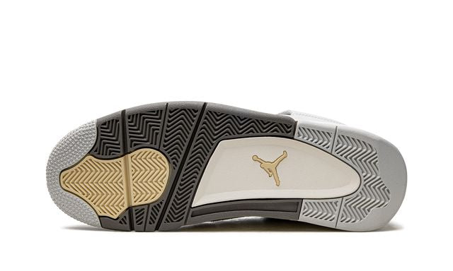 Jordan 4 Retro SE Craft Photon Dust
