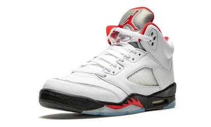 Jordan 5 Retro Fire Red Zilveren Tong