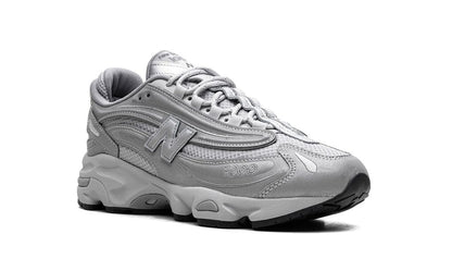 New Balance 1000 Zilver Metallic Regenwolk