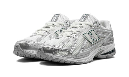 New Balance 1906R "SILVER METALLIC"