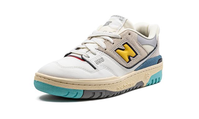 New Balance 550 Zeezoutgeel
