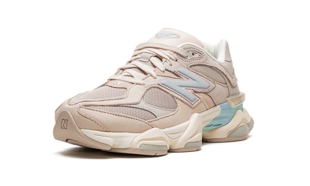 New Balance 9060 Ivory
