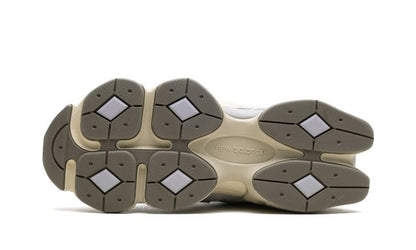 New Balance 9060 Pearl Grey Linen
