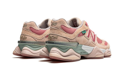 New Balance 9060 Penny Cookie Roze 