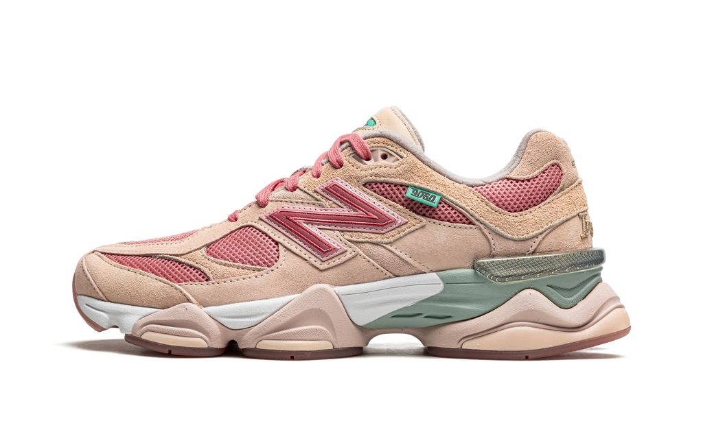 New Balance 9060 Penny Cookie Roze 