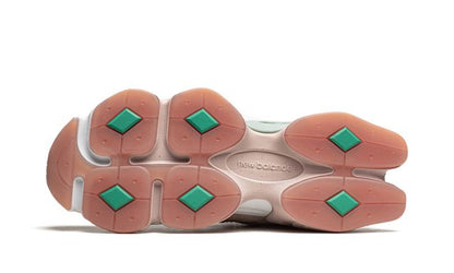New Balance 9060 Penny Cookie Roze 