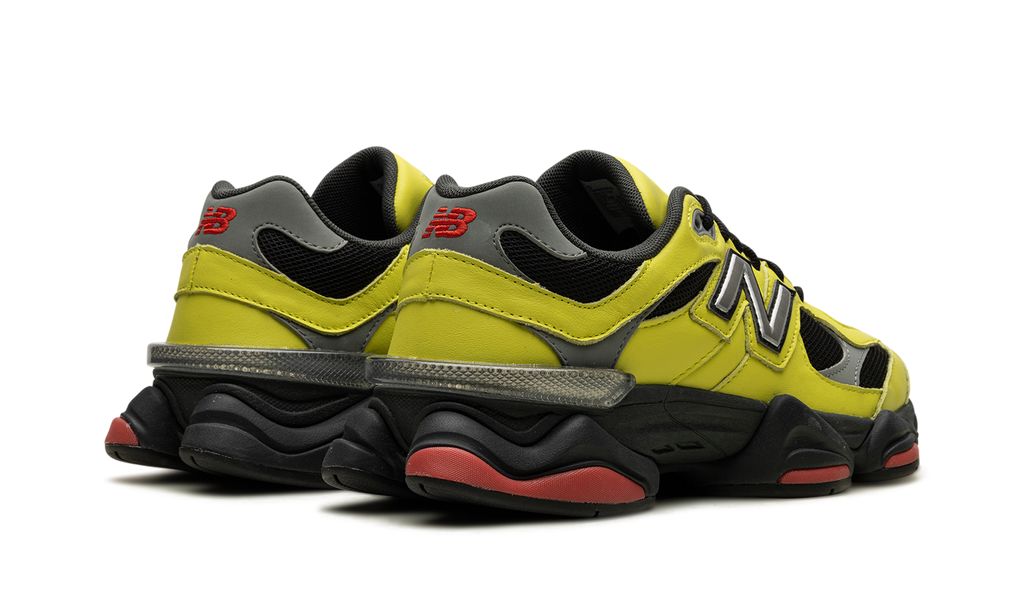 New Balance 9060 Tea Tree