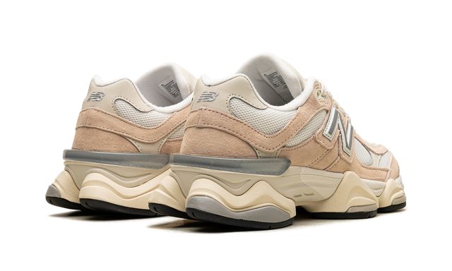 New Balance 9060 Vintage Rose