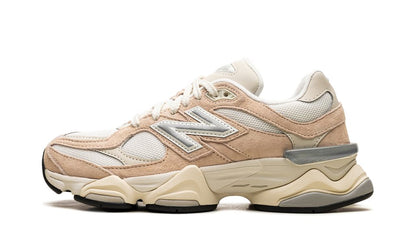 New Balance 9060 Vintage Rose