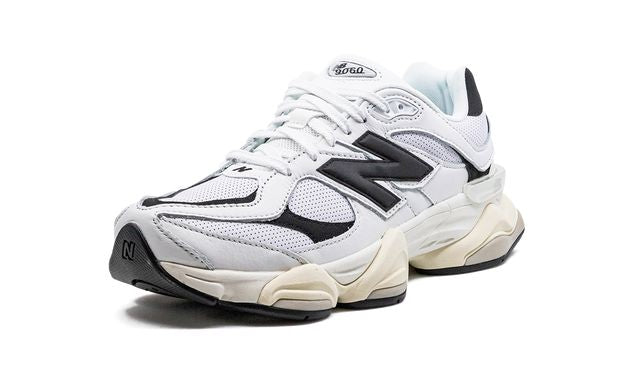 New Balance 9060 Wit Zwart 
