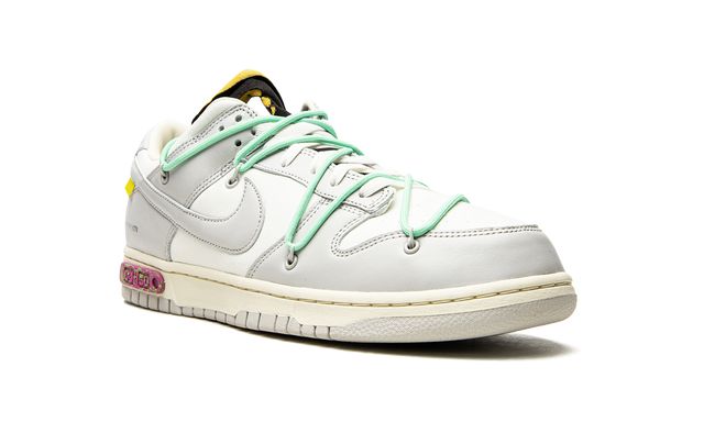 Nike Dunk Low Off White Lot 04:50