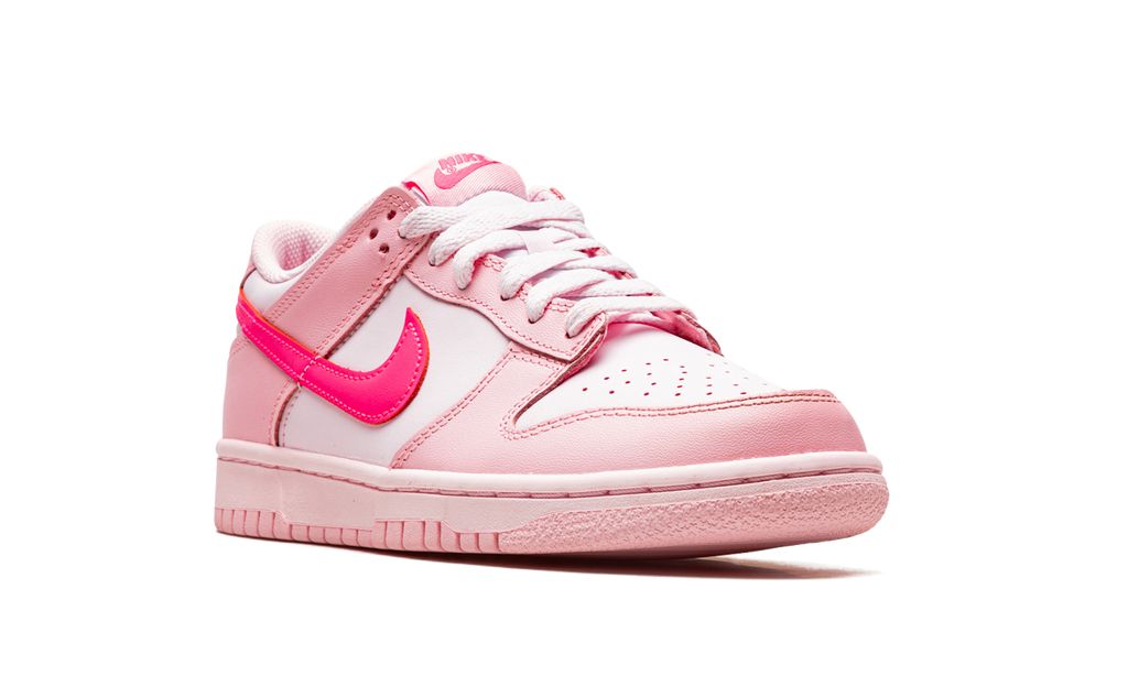 Nike Dunk Low Triple Pink (Barbie)