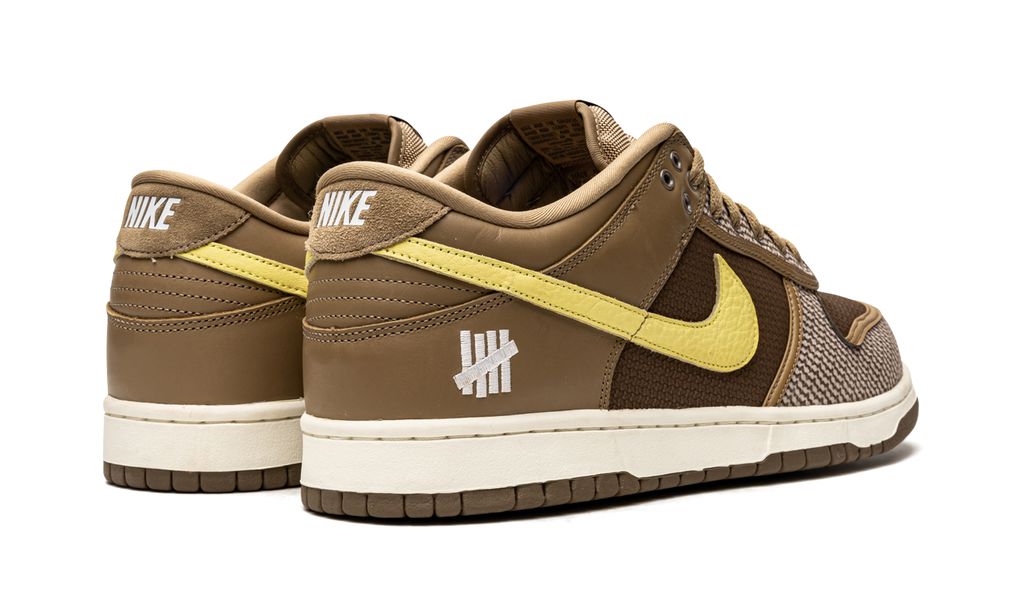 Nike Dunk Low Undefeated Canteen