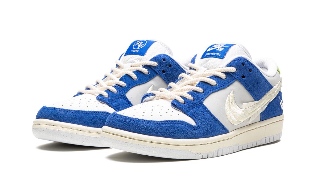 Nike SB Dunk Low Pro Fly Streetwear