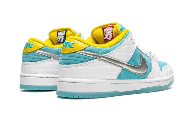 Nike SB Dunk Low Pro FTC Lagoon Pulse