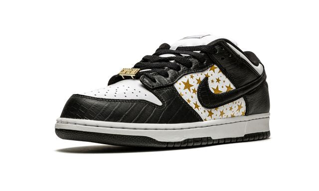 Nike SB Dunk Low Supreme Stars Black