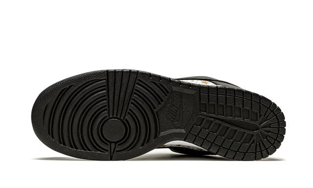Nike SB Dunk Low Supreme Stars Black