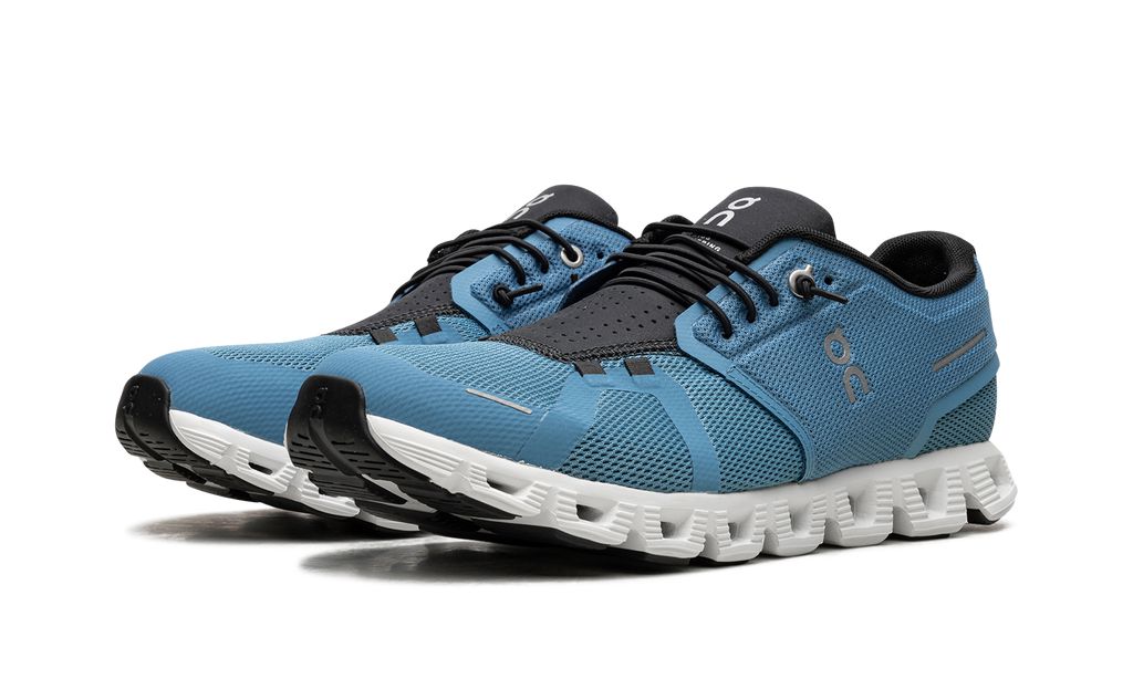 On Running Cloud 5 Niagara Blau Schwarz