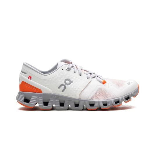 On Running Cloud X 3 Elfenbeinlegierung