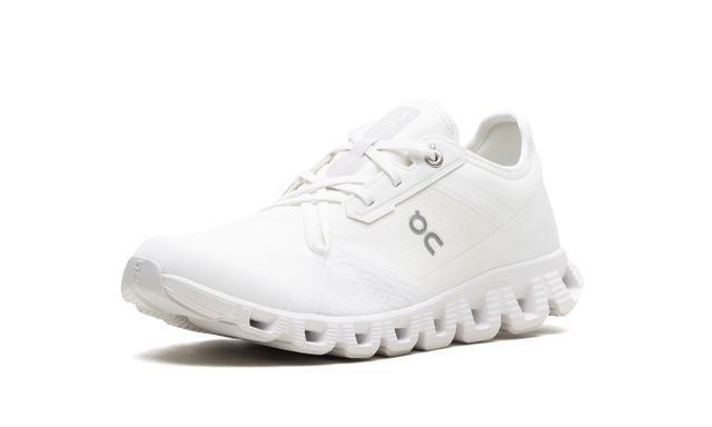 On Running Cloud X 3AD Ongeverfd Wit