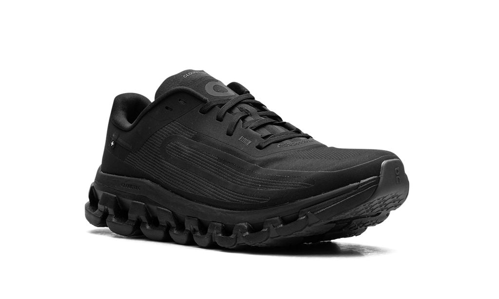 On Running Cloudflow 4 IKON Magnet Schwarz