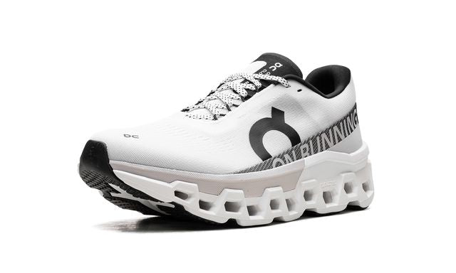 Over het runnen van Cloudmonster 2 White Frost
