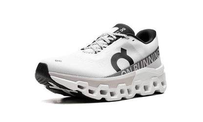 Over het runnen van Cloudmonster 2 White Frost