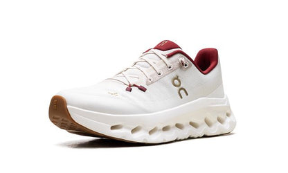 Op Running Cloudtilt Pearl Ivory